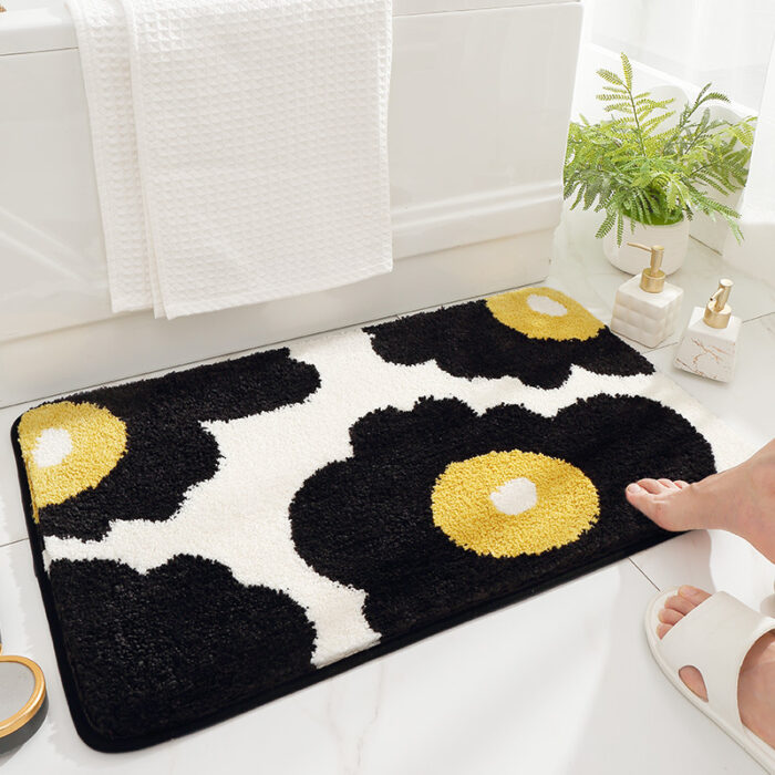 Urban Bloom Bathroom Mat - Image 3