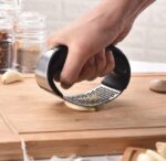 Mince Master Garlic Press - Image 19
