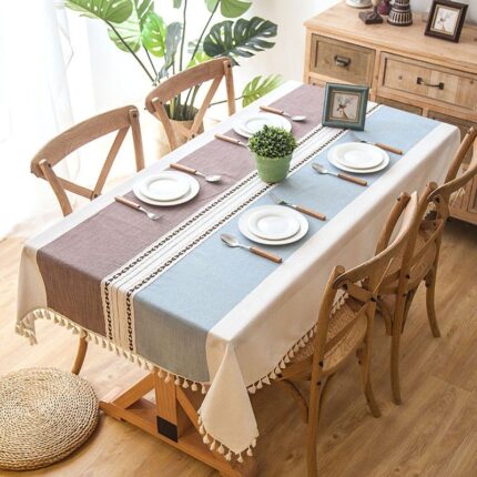 linen-tablecloth-with-tassels-kooihaus.com