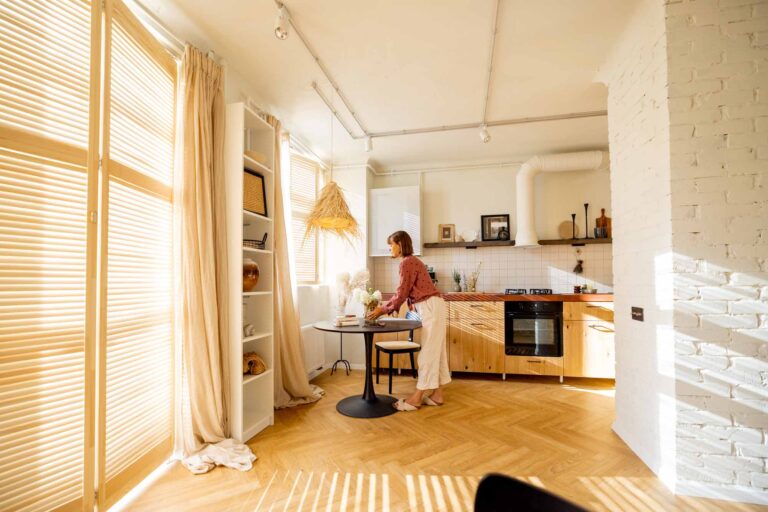 Big Style in Small Condos: Minimalist Interior Design That Shines