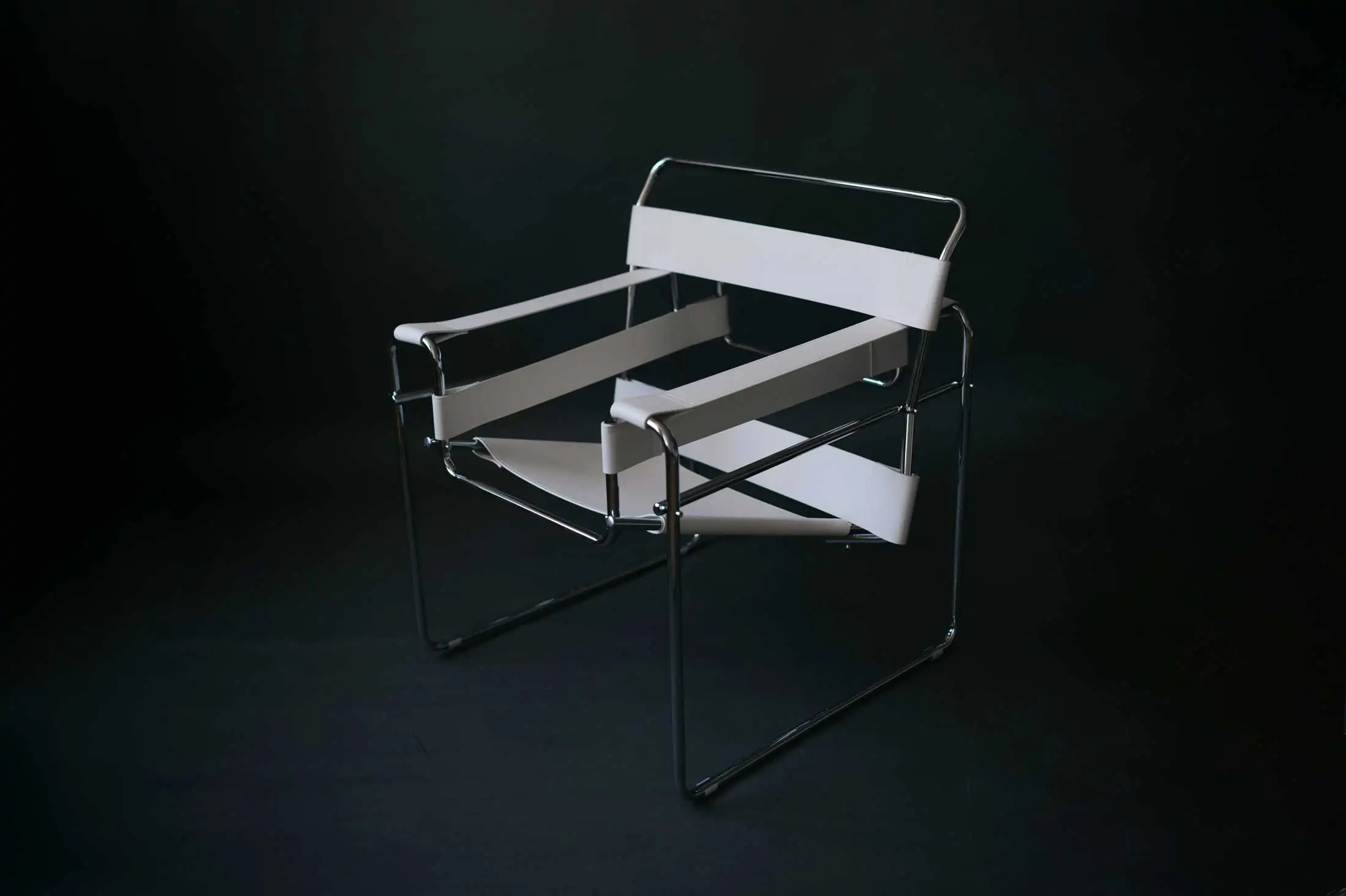 wassily chair kooihaus.com