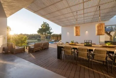 outdoor living space kooihaus.com